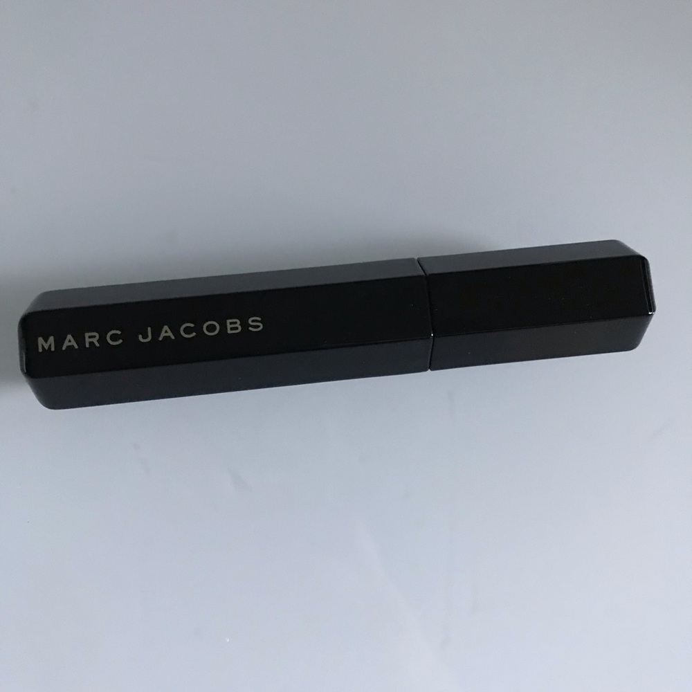NEW FULL SIZE Velvet noir Mascara